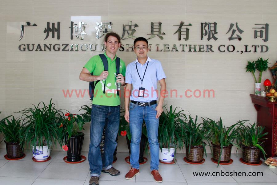 leather bag manufacturer