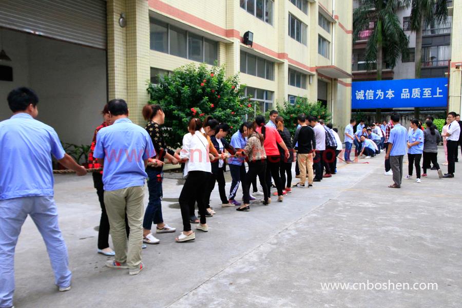 Tug-of-war for Us Happy Leather Goods Manufacturers