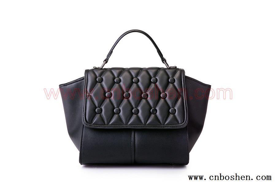 Why do Handbag manufacturer Charge Fees for Sample Customized Handbags?