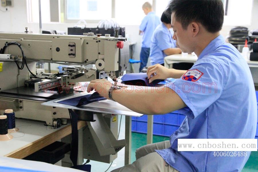 Want to cooperate with leather goods manufacturers? How to negotiate the delivery date?