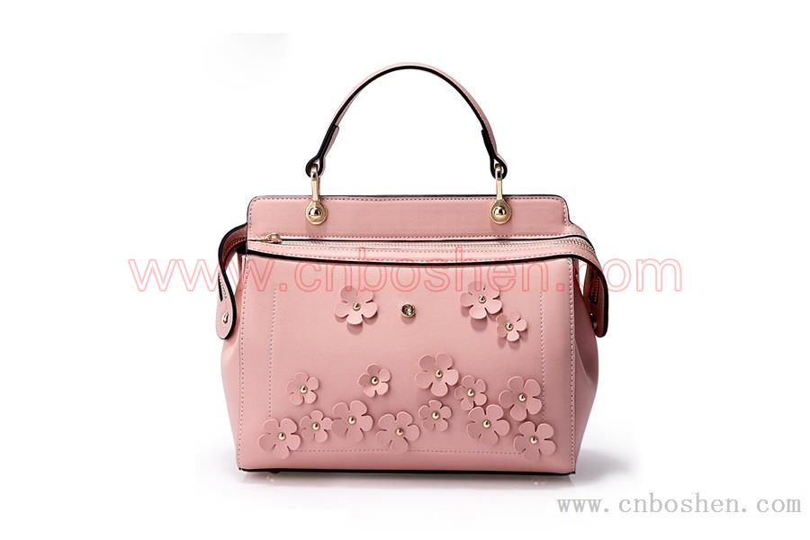 Looking for leather goods manufacturers in Guangzhou to make samples? How to make good samples?