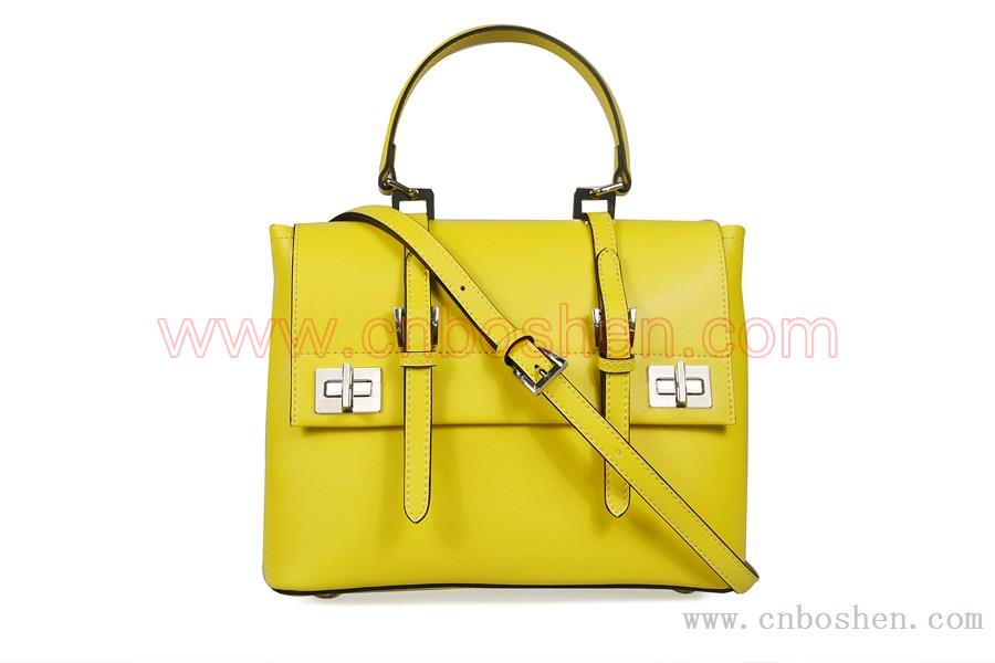 Handbag manufacturer: customized leather goods can only win customers with good quality and service.