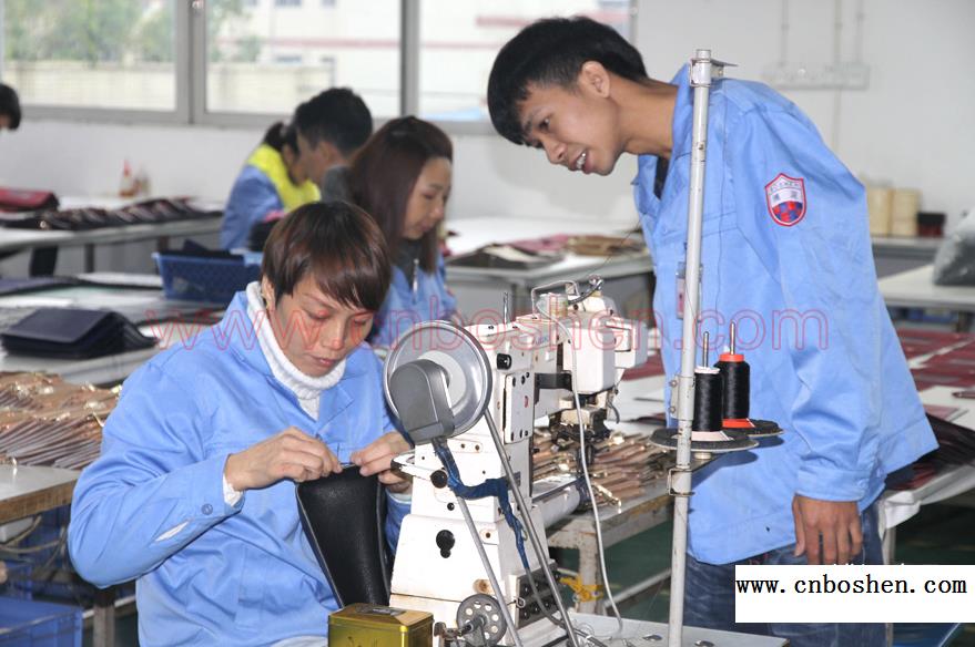 Are you looking for an appropriate purse manufacturer for custom-made purses?