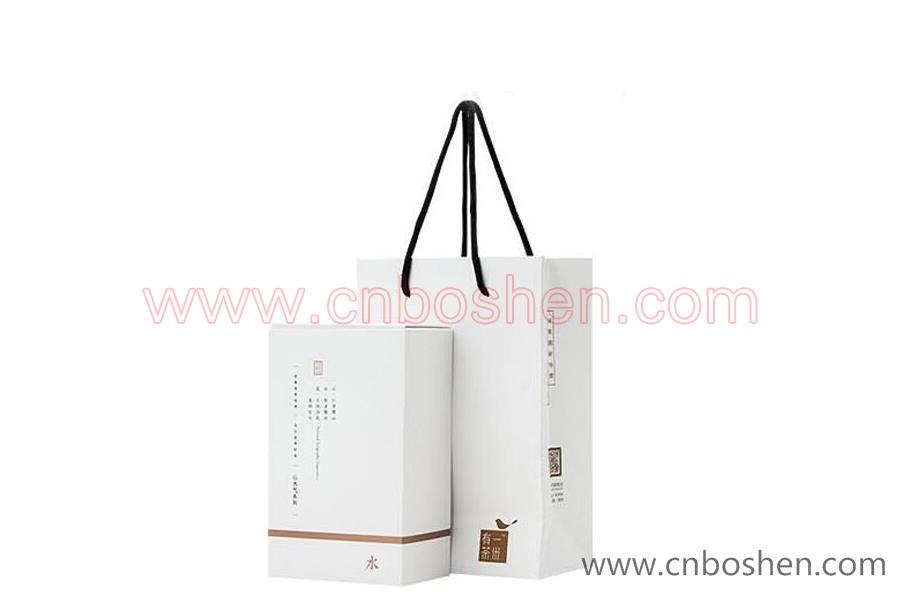 Can leather bag manufacturers customize gift packaging for their customers?