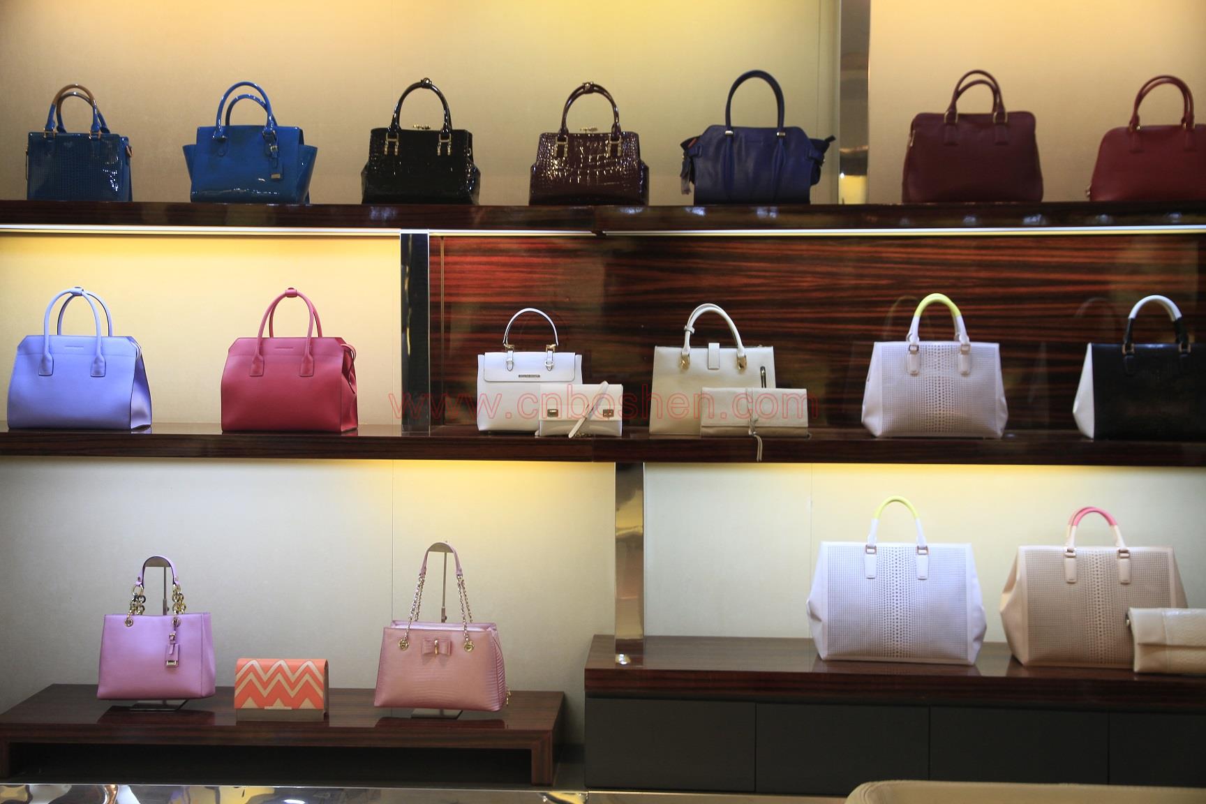 Guangzhou Leather Bag Manufacturer teaches you a few good ways to care leather